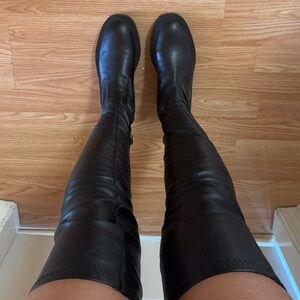 Black Boots